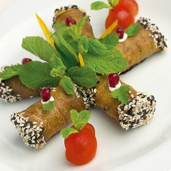 Рулетики из баклажана с ореховой начинкой